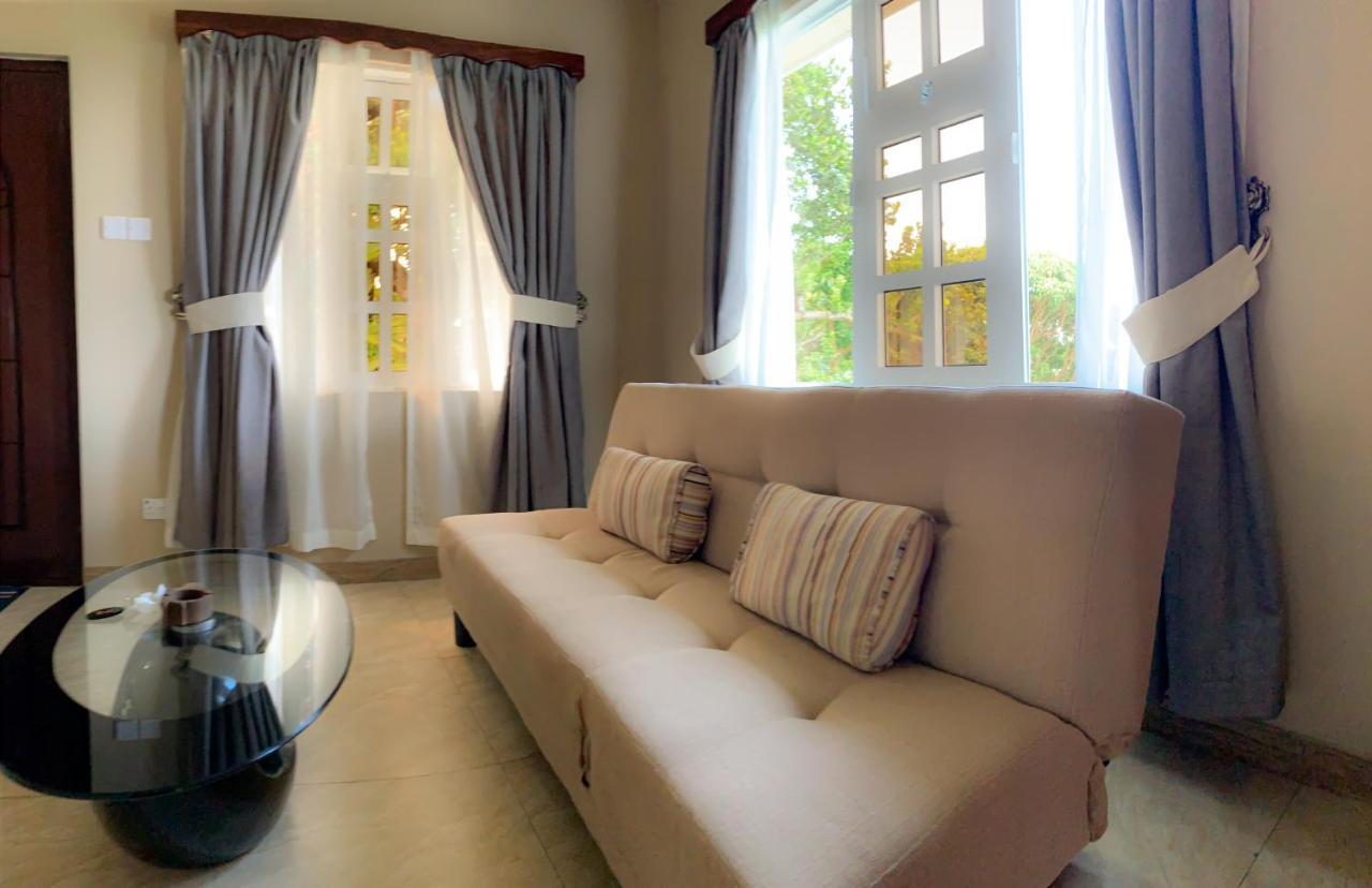 Exotic Guest House Anse Volbert Village Exterior foto